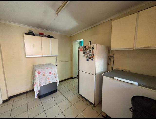 4 BEDROOM HOUSE FOR SALE IN FLORIDA PARK